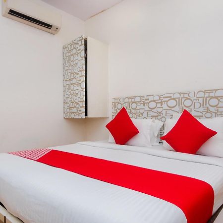 Hotel O Blue Pearl Residency Near Chhatrapati Shivaji International Airport Bombay Exterior foto