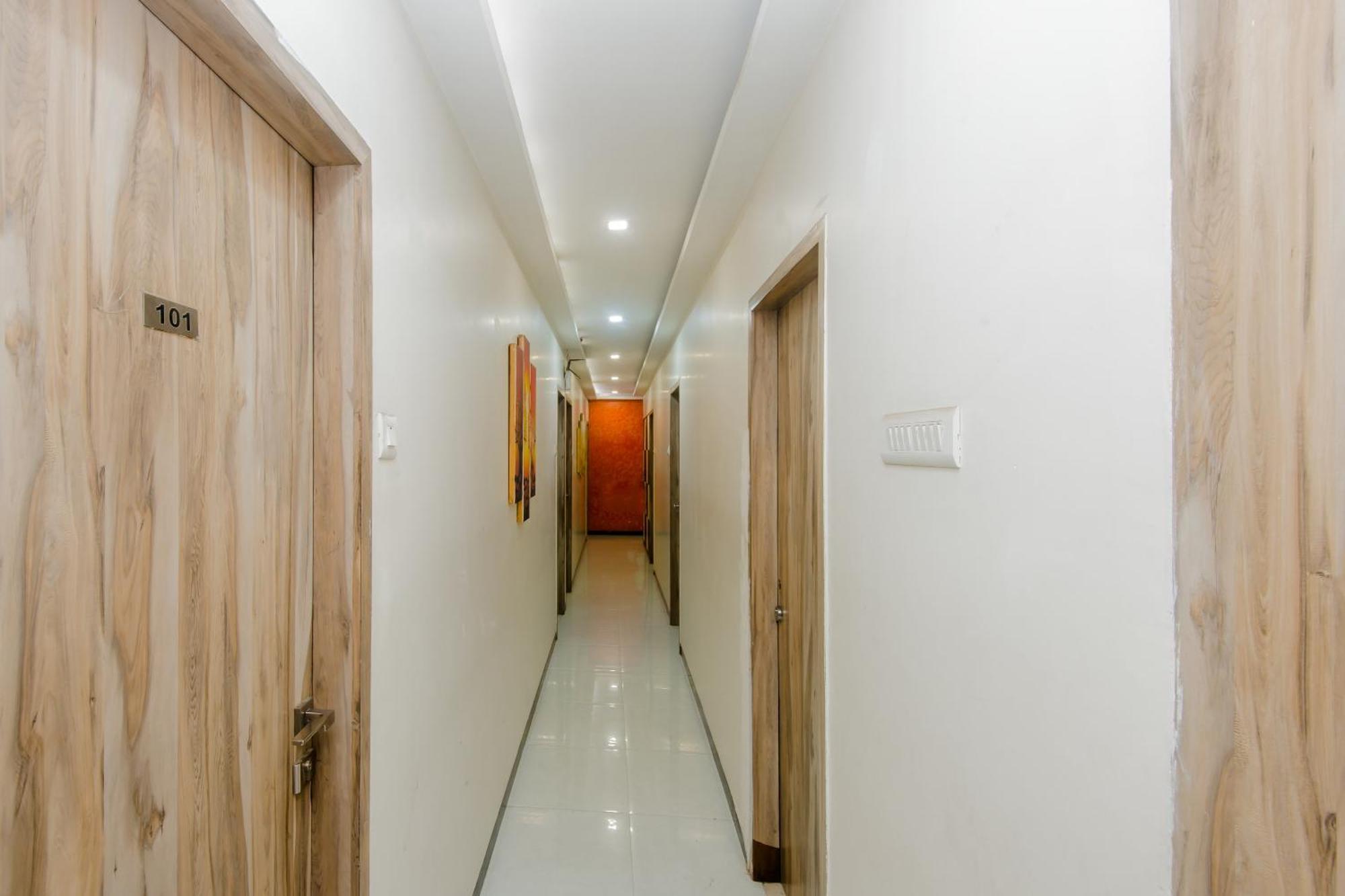 Hotel O Blue Pearl Residency Near Chhatrapati Shivaji International Airport Bombay Exterior foto