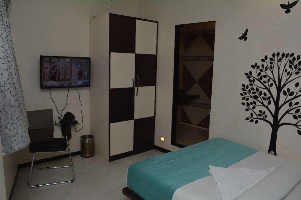Hotel O Blue Pearl Residency Near Chhatrapati Shivaji International Airport Bombay Exterior foto